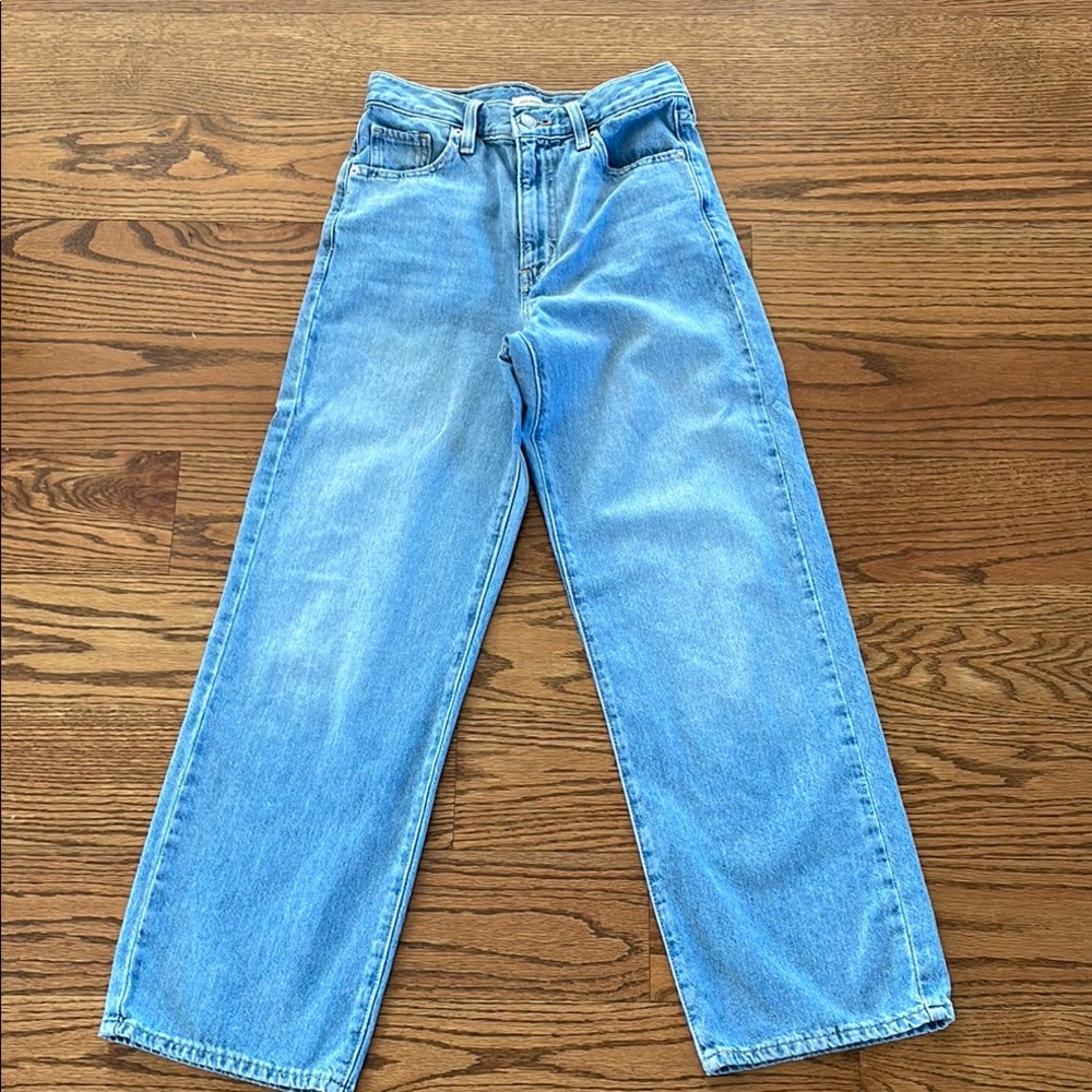 Levi’s high waisted straight jeans